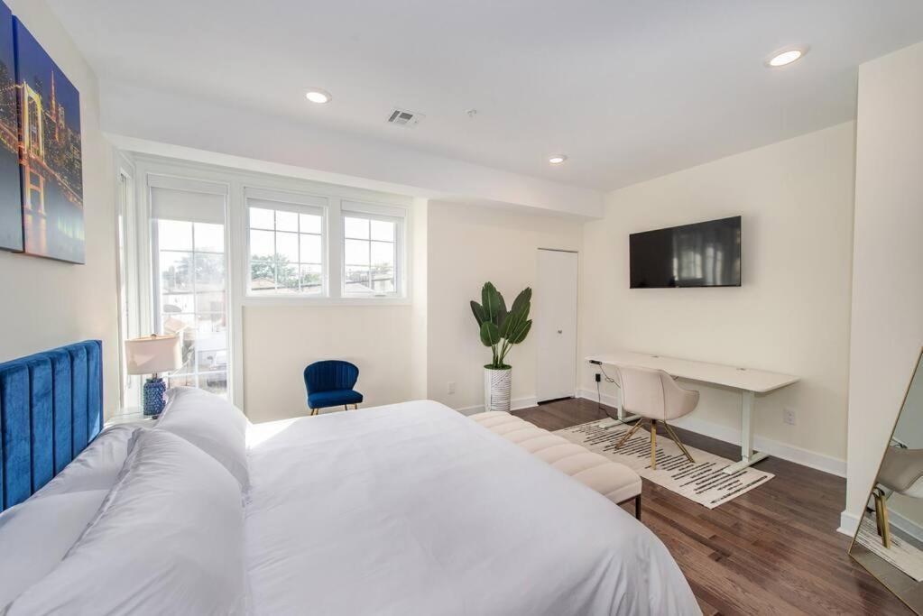 Stylish Chic Condo Nyc At Fingertips North Bergen Exterior foto