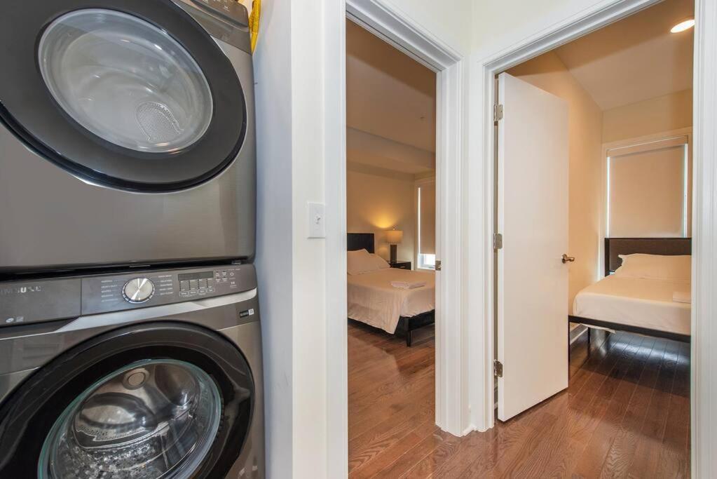 Stylish Chic Condo Nyc At Fingertips North Bergen Exterior foto